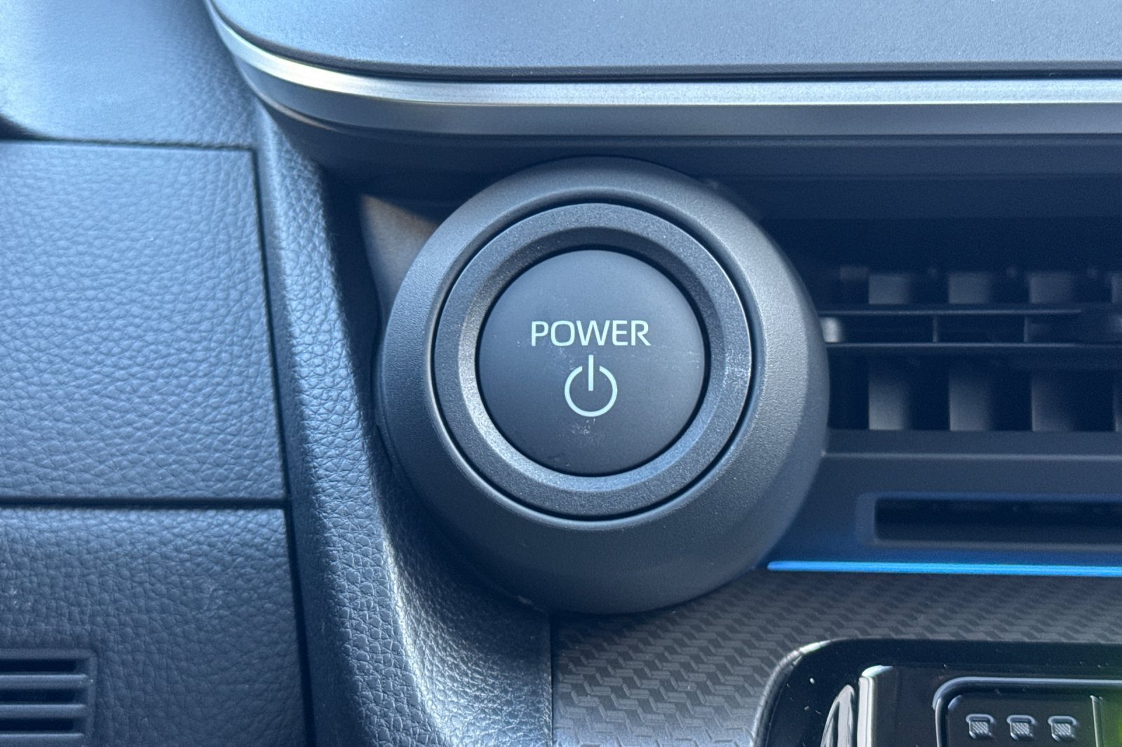 New 2027 Toyota Prius Limited AWD/4WD image 24
