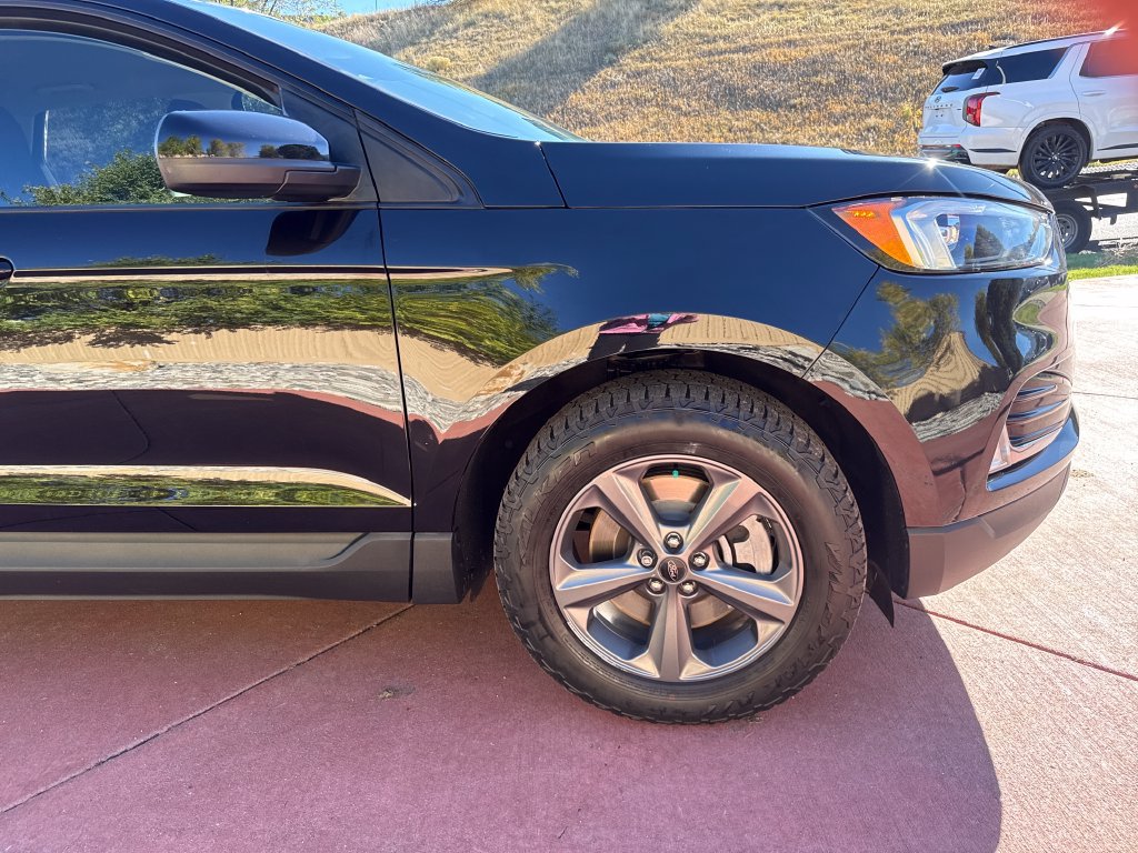 Used 2023 Ford Edge SEL w/ Sport Appearance Package AWD/4WD image 33