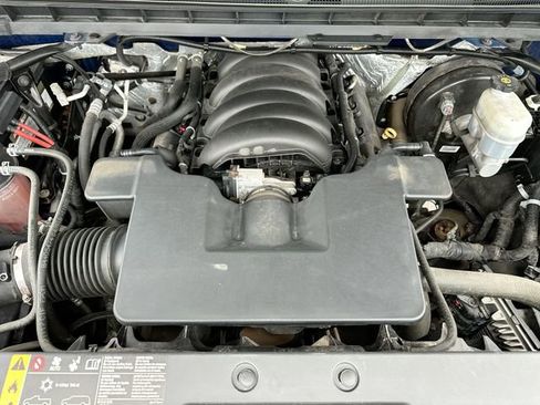 Used 2018 Chevrolet Silverado 1500 LT w/ All Star Edition image 19