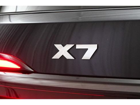 Used 2025 BMW X7 M60i AWD/4WD image 77