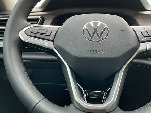 New 2026 Volkswagen Atlas SEL Premium R-Line image 25