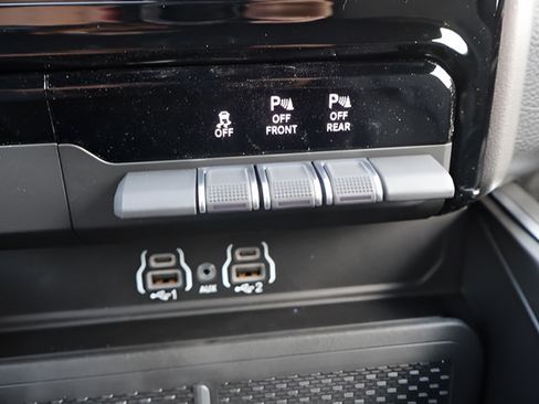 New 2026 RAM 1500 Big Horn AWD/4WD image 15