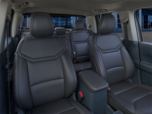 New 2025 Ford Maverick Lariat w/ Black Appearance Package image 10