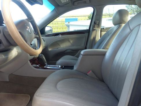 Used 2008 Buick Lucerne CXL w/ Ultra Confidence Package image 16