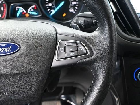 Used 2017 Ford Escape Titanium image 26