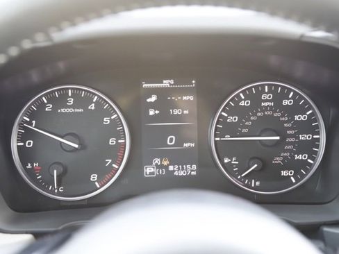 Used 2025 Subaru Forester Premium w/ Convenience Package #1 image 31