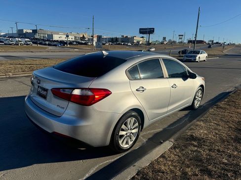Used 2014 Kia Forte LX w/ Popular Package image 5