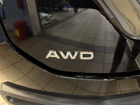 Used 2023 Honda Pilot LX image 27