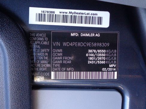 Used 2014 Mercedes-Benz Sprinter 2500 image 27