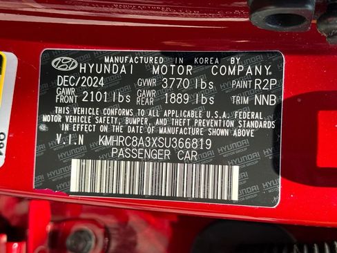 Used 2025 Hyundai Venue SEL FWD image 32