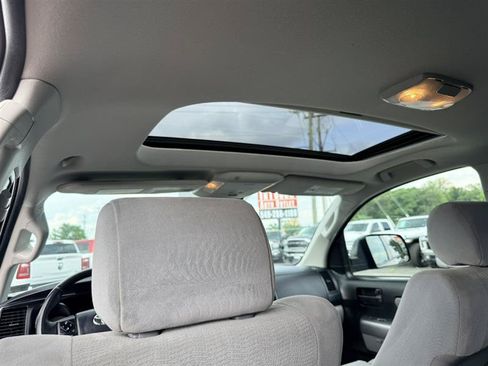 Used 2018 Toyota Sequoia SR5 w/ Carpet Cargo Mat Package AWD/4WD image 22
