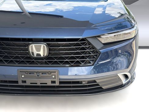 Used 2024 Honda Accord Touring image 10