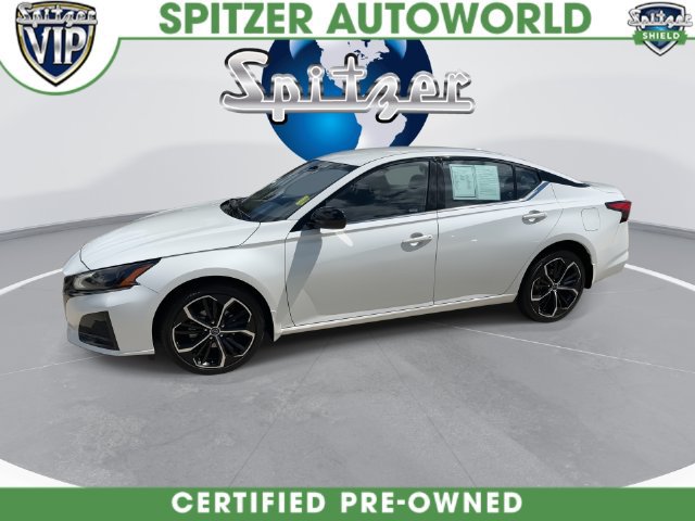 Used 2023 Nissan Altima 2.5 SR AWD/4WD image 9