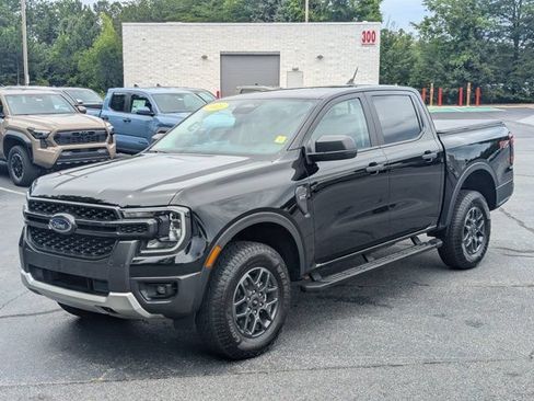 Used 2025 Ford Ranger XLT w/ Equipment Group 301A High AWD/4WD image 3
