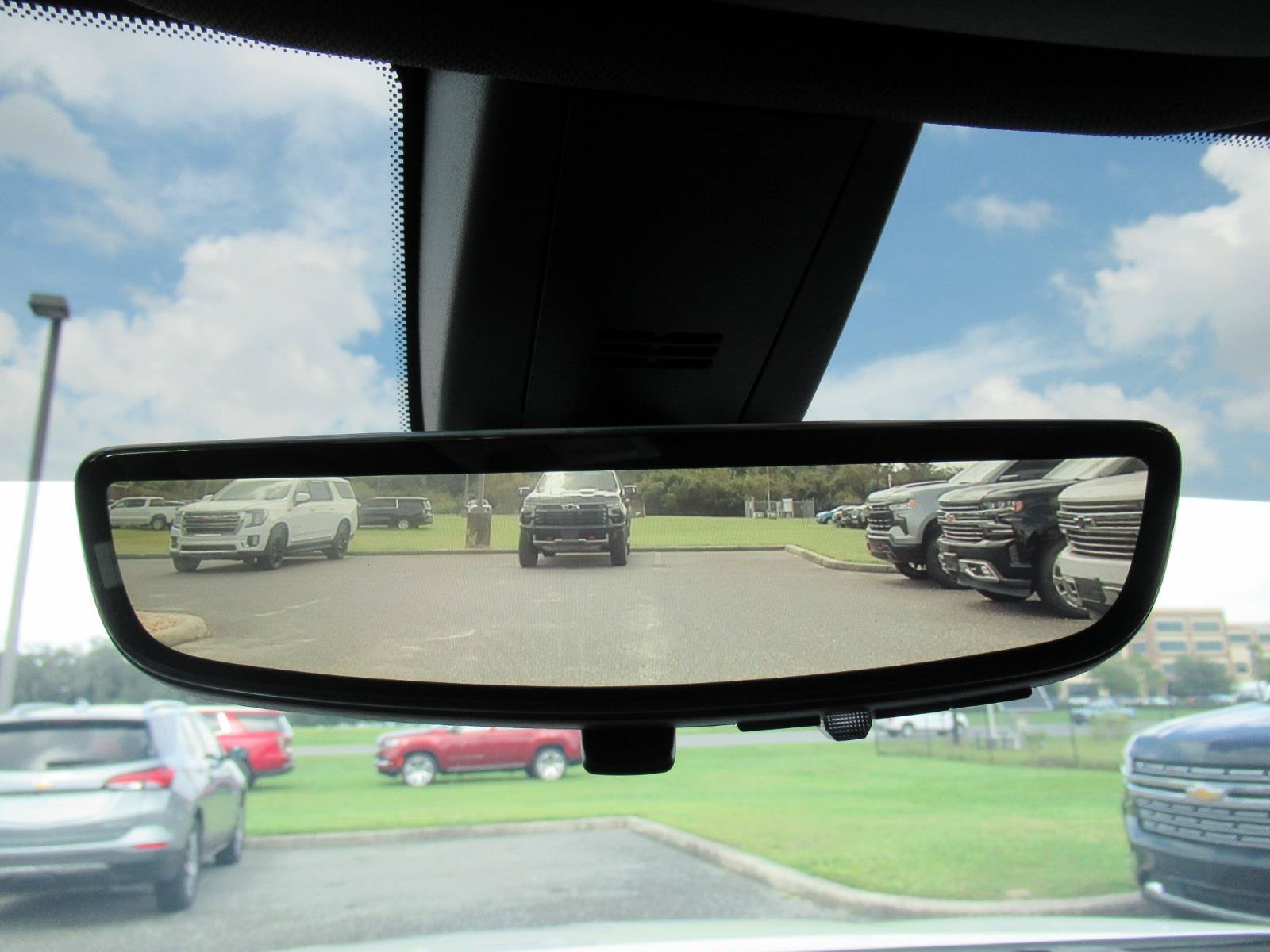 Certified 2023 Chevrolet Traverse High Country FWD image 30