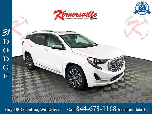 Used 2020 GMC Terrain Denali image 1