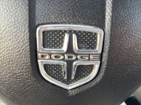 Used 2015 Dodge Grand Caravan SXT w/ UConnect Hands-Free Group image 12