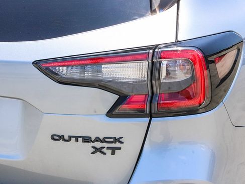 Used 2021 Subaru Outback Onyx Edition XT w/ Popular Package #2 AWD/4WD image 10