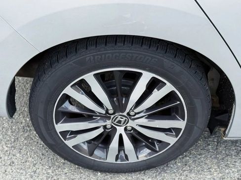 Used 2016 Honda Fit EX image 18