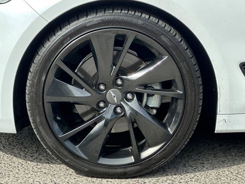 Used 2023 Genesis G70 2.0T w/ Sport Prestige Package RWD image 33