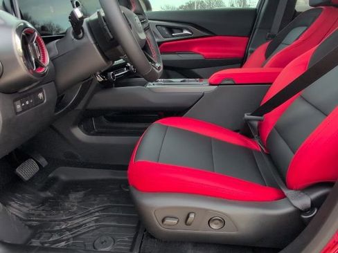 New 2026 Chevrolet Equinox EV RS image 12