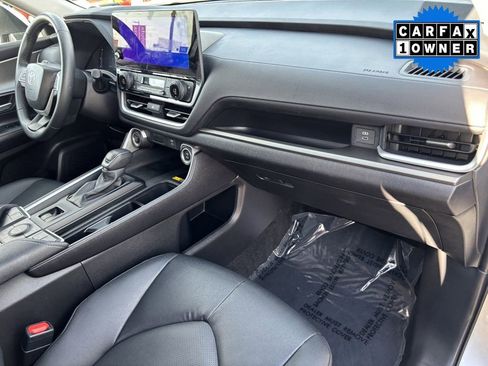 Certified 2025 Toyota Grand Highlander XLE image 18