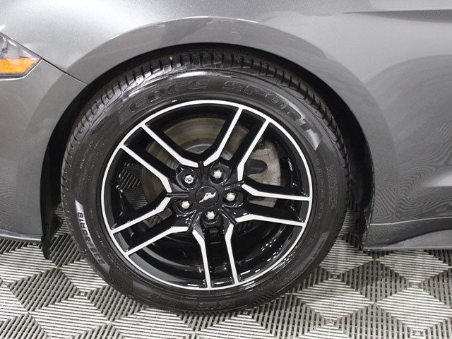 Used 2019 Ford Mustang Premium RWD image 17