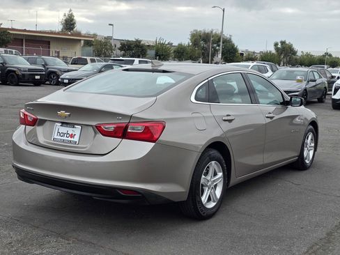 Used 2023 Chevrolet Malibu LT image 7