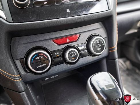 Used 2020 Subaru Crosstrek 2.0i Limited w/ Moonroof Package w/Navigation AWD/4WD image 32