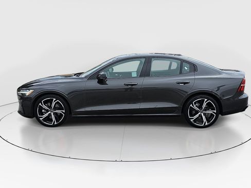 Used 2024 Volvo S60 B5 Core AWD/4WD image 8