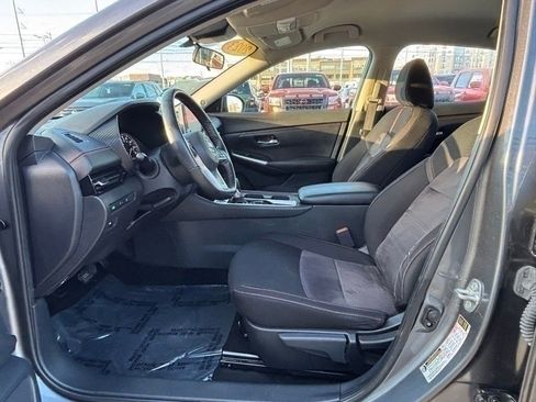 Used 2023 Nissan Sentra SR w/ Trunk Package image 10