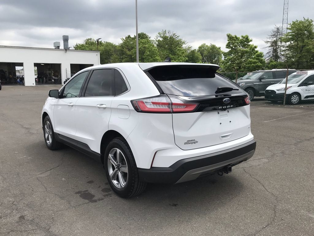 Used 2023 Ford Edge SEL w/ Convenience Package AWD/4WD image 2