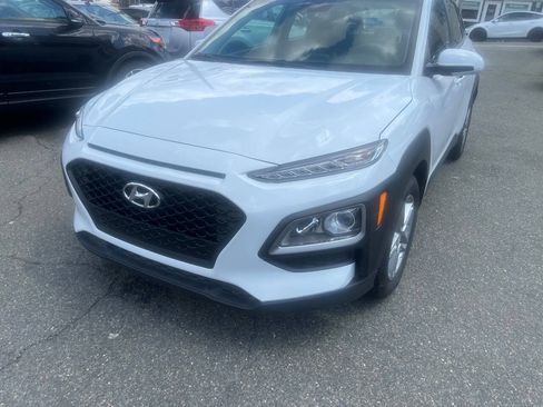 Used 2020 Hyundai Kona SE AWD/4WD image 3
