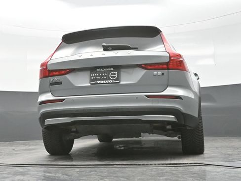 Used 2025 Volvo V60 B5 Cross Country Plus AWD/4WD image 23