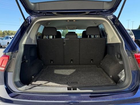 Used 2021 Volkswagen Tiguan S image 14