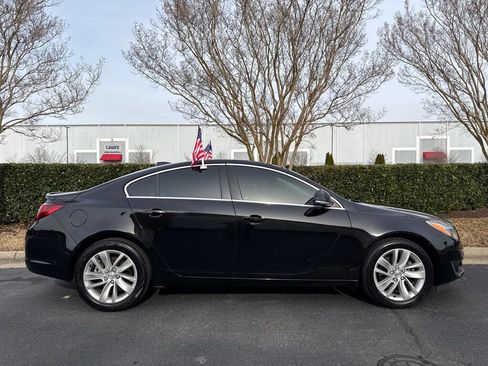 Used 2016 Buick Regal Base 4dr Sedan image 5