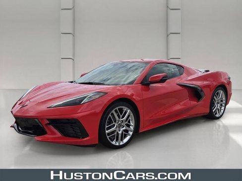 Used 2025 Chevrolet Corvette Stingray Preferred Cpe w/ Battery Protection Package RWD image 1