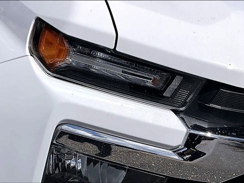 Certified 2025 Chevrolet Silverado 2500 LT image 27