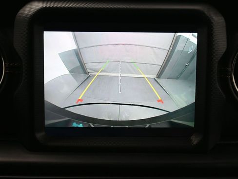 Used 2022 Jeep Wrangler Unlimited Sahara image 20