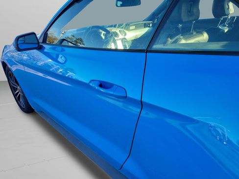 Used 2017 Ford Mustang Premium image 20