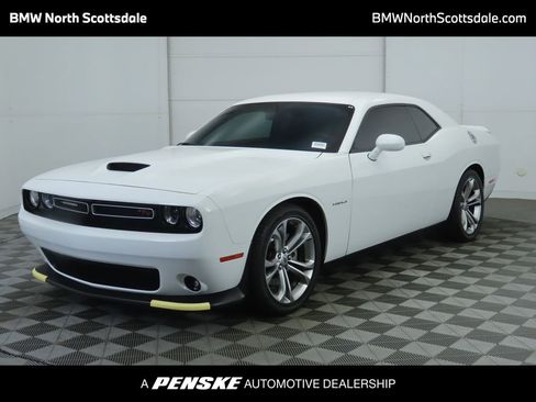 Used 2022 Dodge Challenger R/T image 1