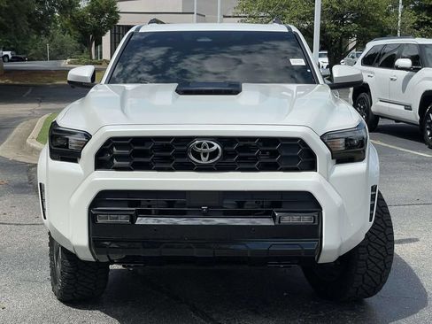 Used 2025 Toyota 4Runner TRD Sport Premium AWD/4WD image 6