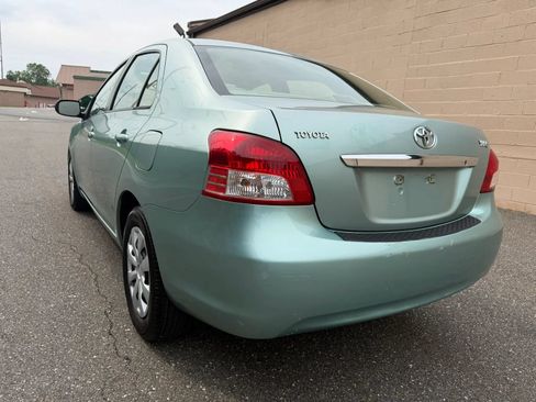 Used 2010 Toyota Yaris Sedan FWD image 5