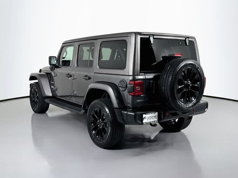 Used 2021 Jeep Wrangler Unlimited Sahara w/ Cold Weather Group AWD/4WD image 7