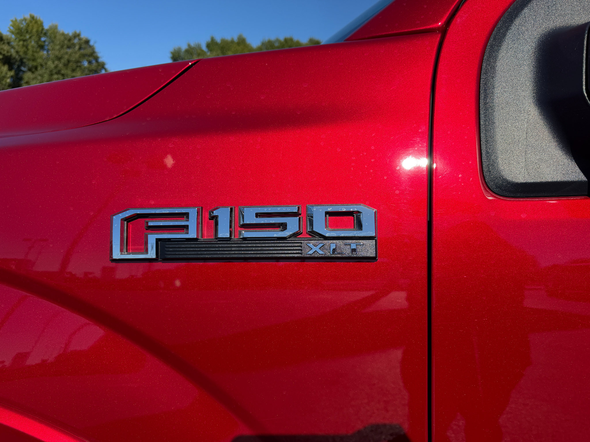 Used 2020 Ford F150 XLT w/ Equipment Group 302A Luxury AWD/4WD image 5