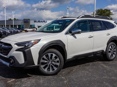 New 2025 Subaru Outback Touring XT image 2