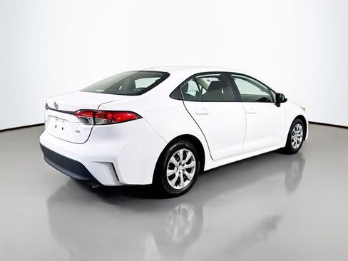 Used 2024 Toyota Corolla LE FWD image 8