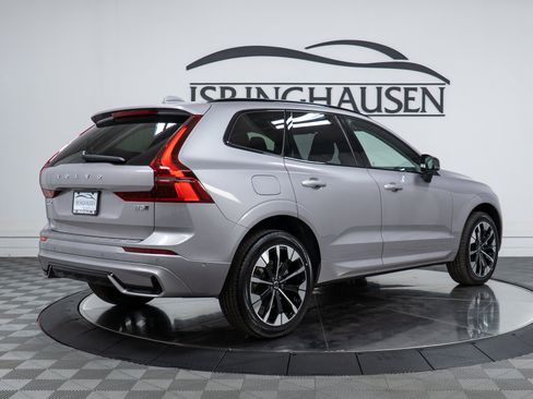 New 2026 Volvo XC60 B5 Plus w/ Protection Package Premier AWD/4WD image 5