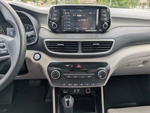 Used 2020 Hyundai Tucson Value FWD image 20