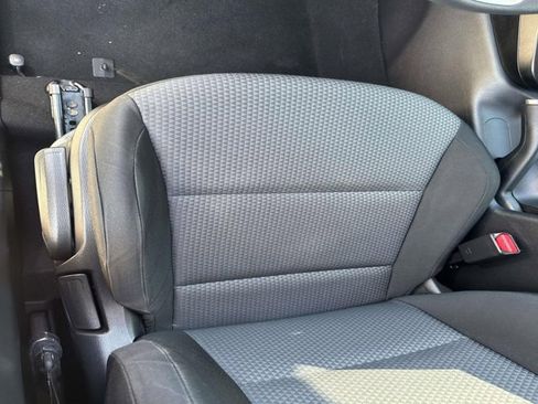 Used 2021 Kia Soul LX image 9